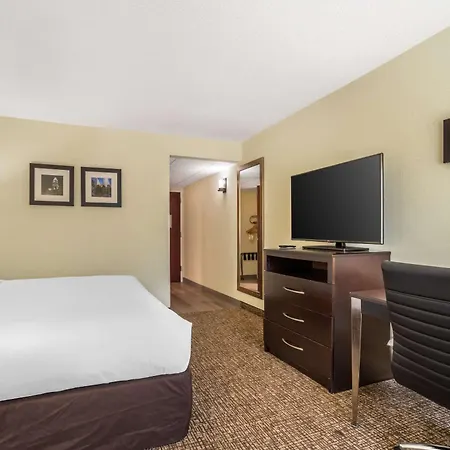 Comfort Inn & Suites Lake Norman Cornelius Exterior photo