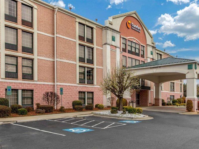 Comfort & Norman Hotel