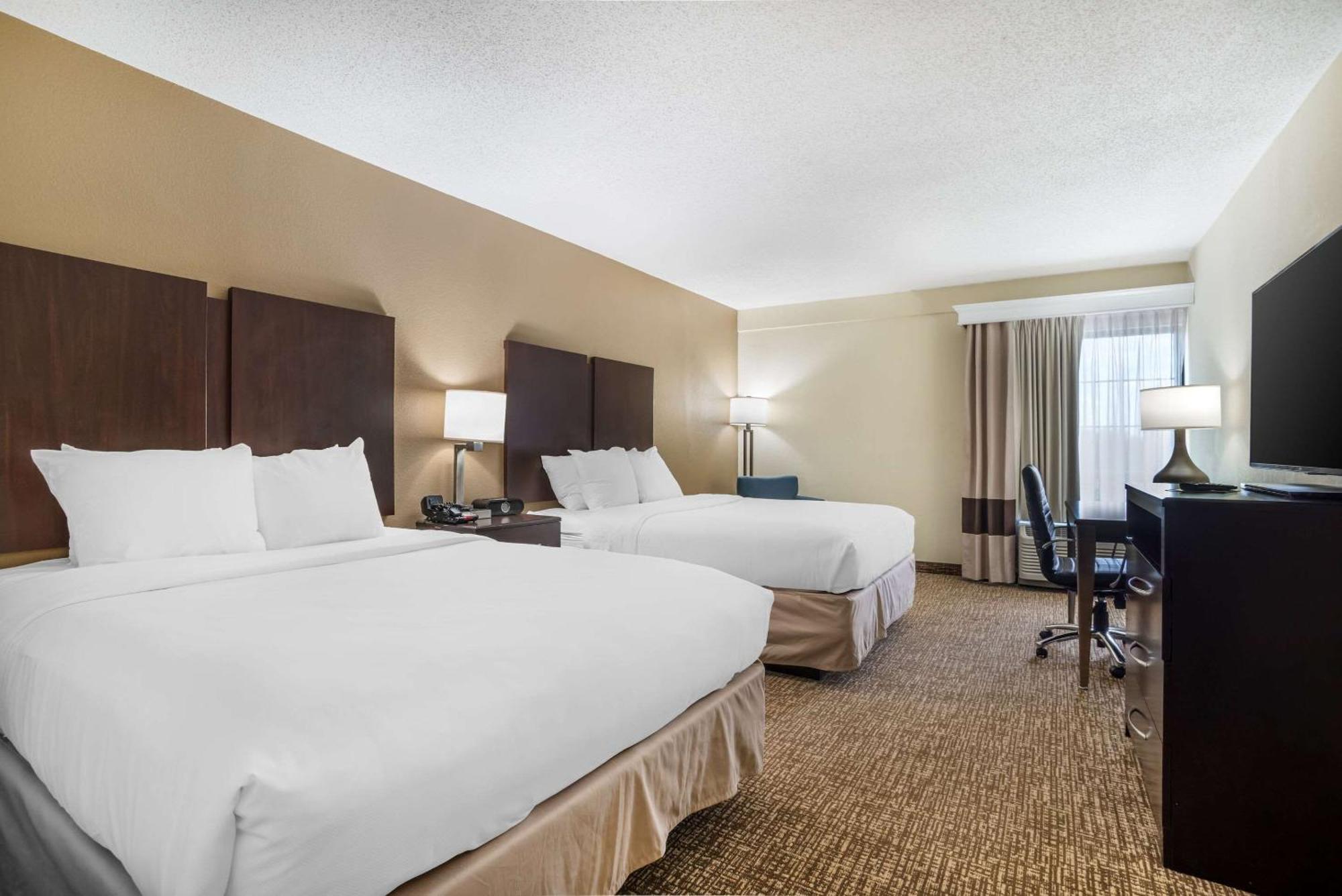 Comfort & Norman Hotel