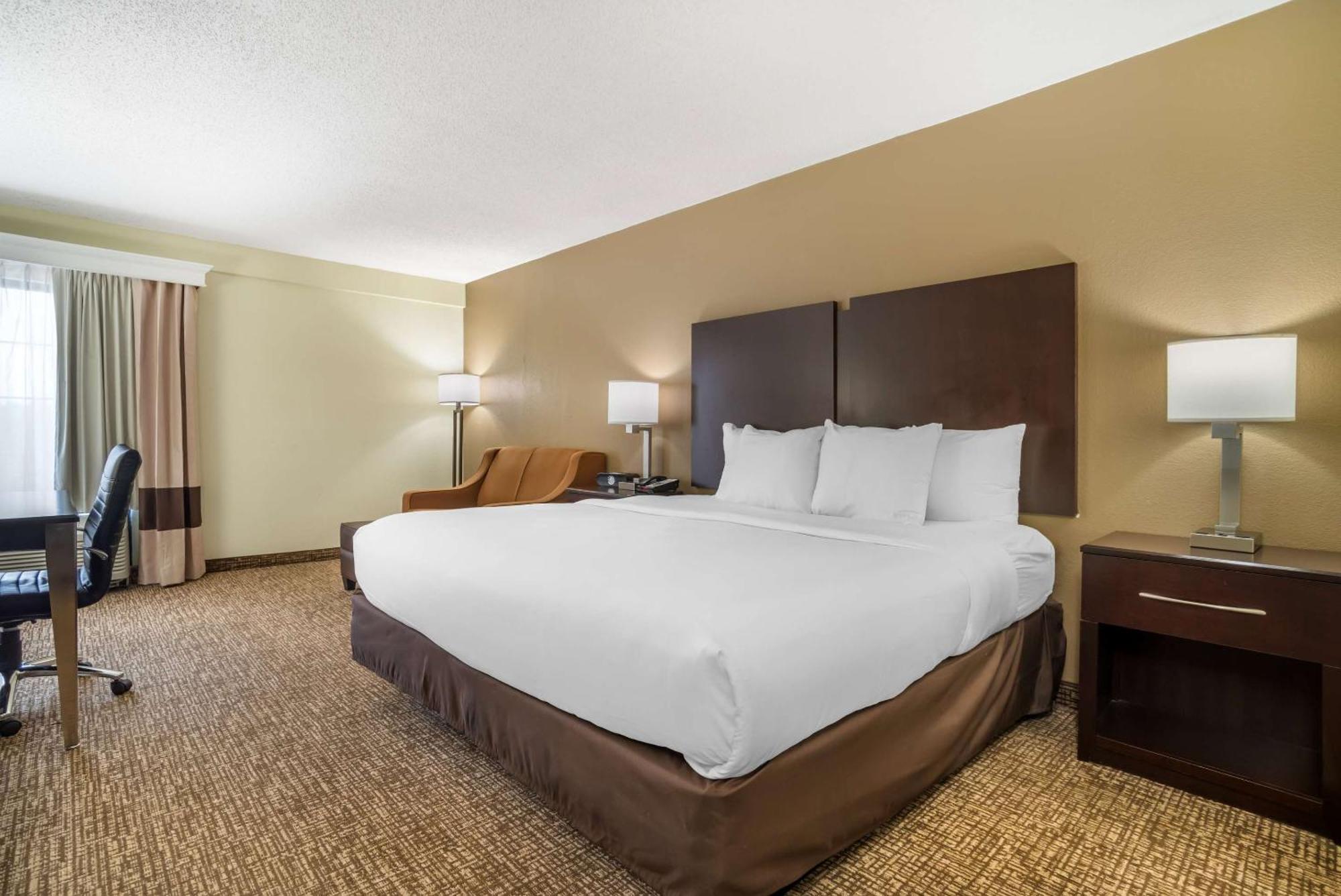 Hotel Comfort & Norman 3*