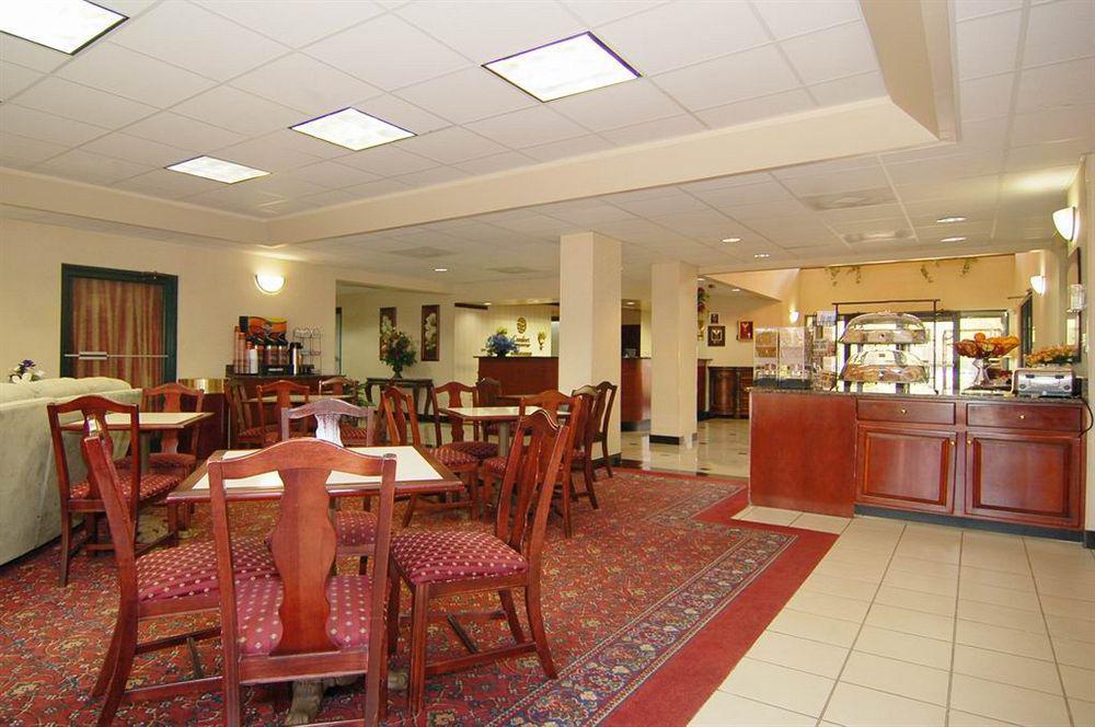 Comfort & Norman Hotel
