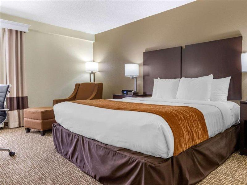Comfort & Norman Hotel Cornelius