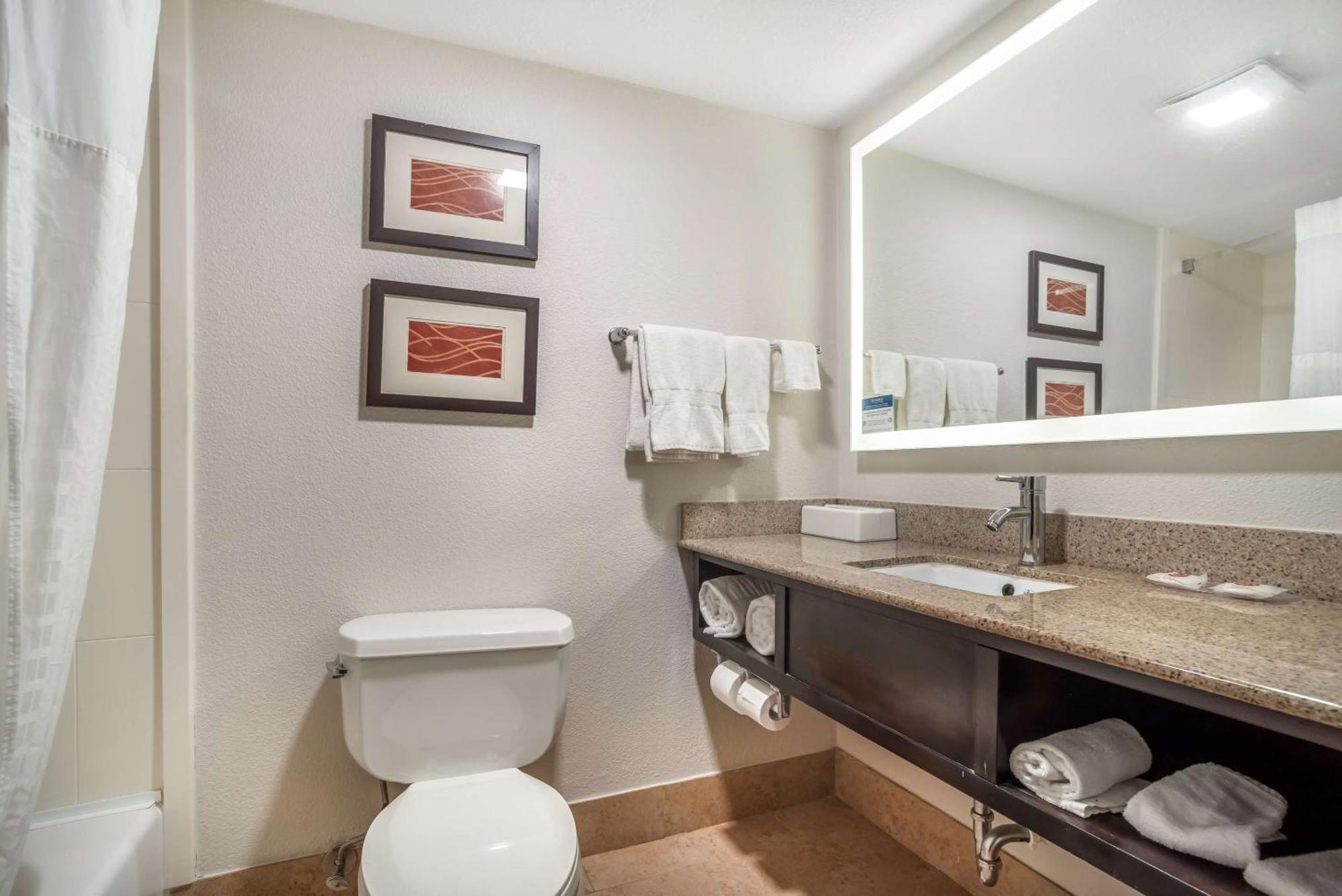 Hotel Comfort & Norman 3*