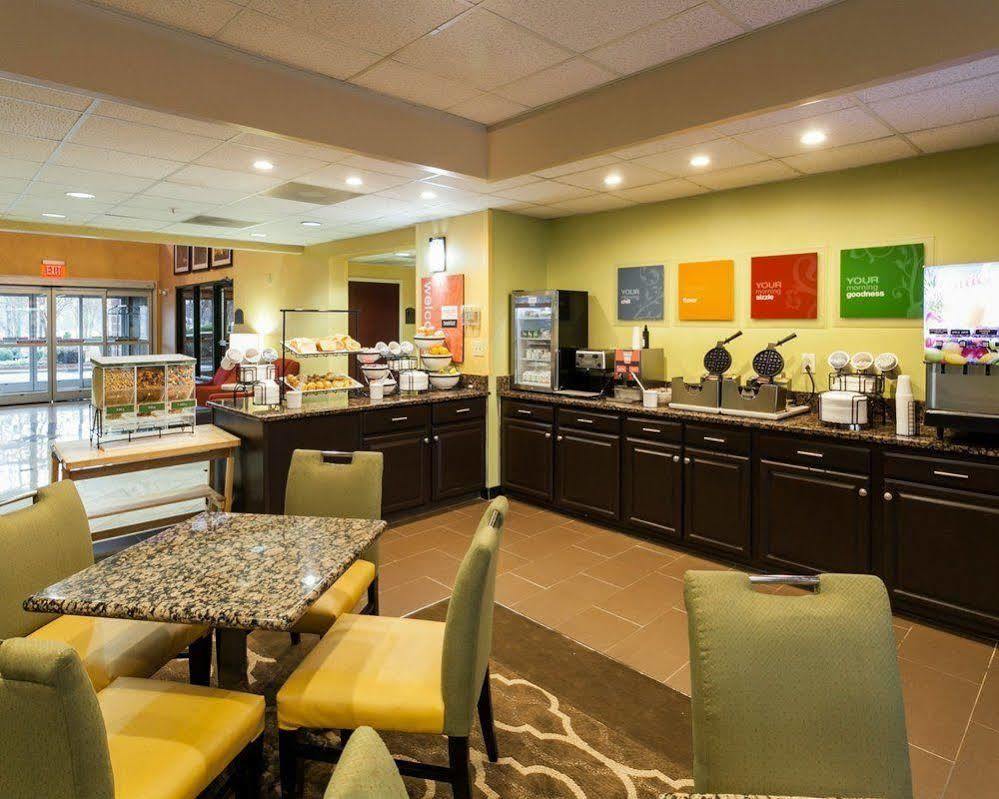 Comfort & Norman Hotel Cornelius